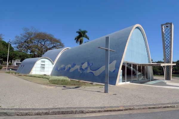 fachada-lateral-da-igreja-de-sao-francisco-de-assis8271BF21-92D2-99E9-A16E-F57CDE3E14D7.jpg